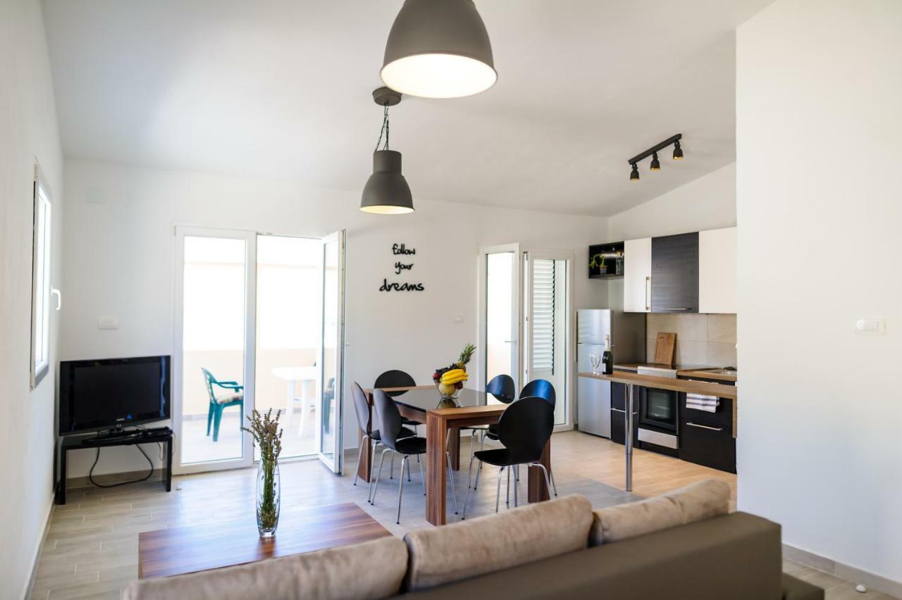 Apartments Lux Pag พาก ภายนอก รูปภาพ