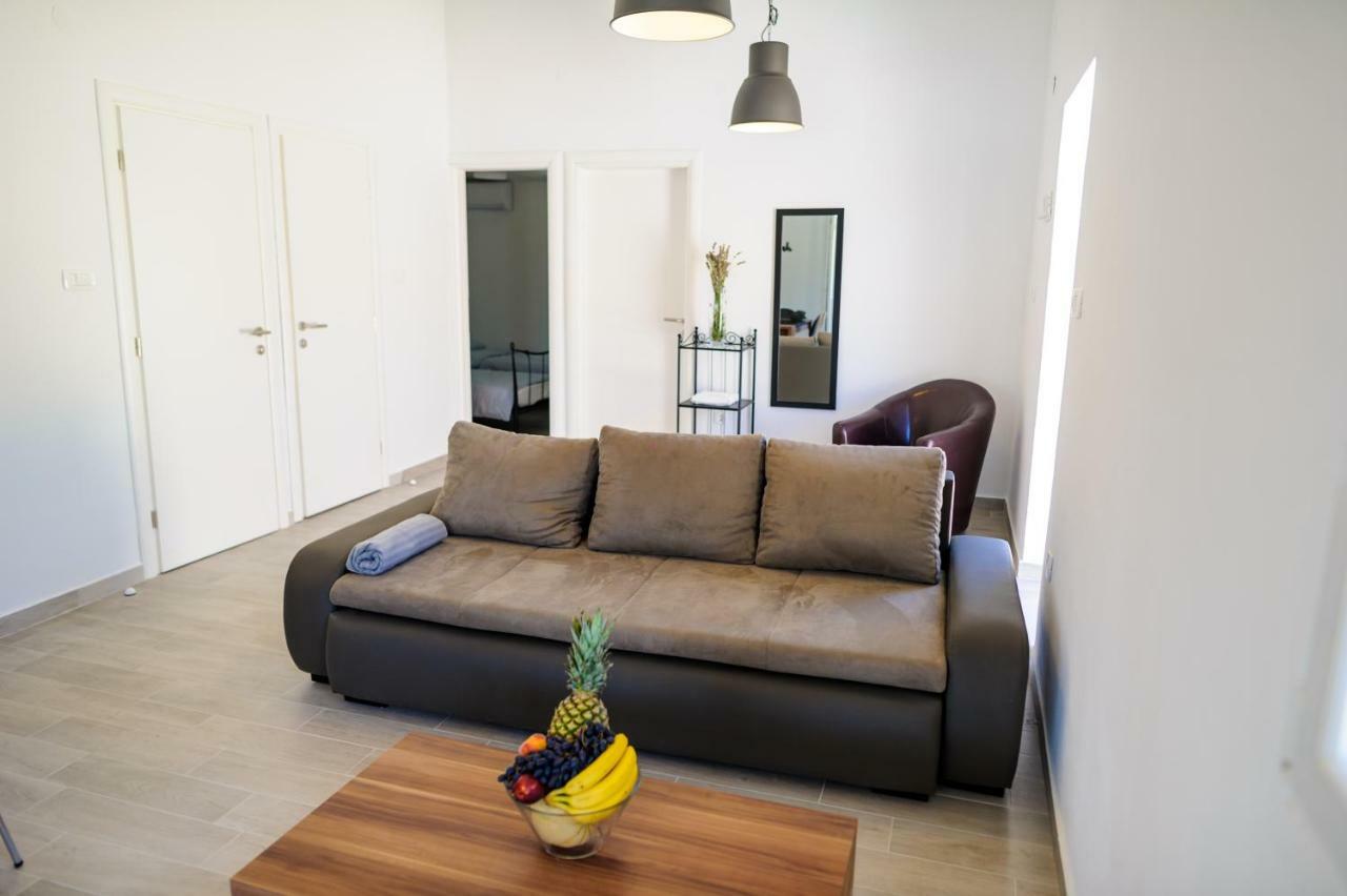 Apartments Lux Pag พาก ภายนอก รูปภาพ