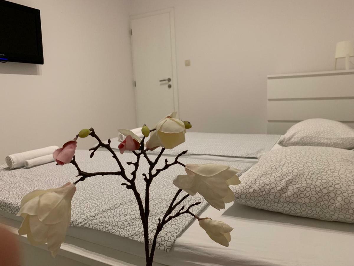 Apartments Lux Pag พาก ภายนอก รูปภาพ