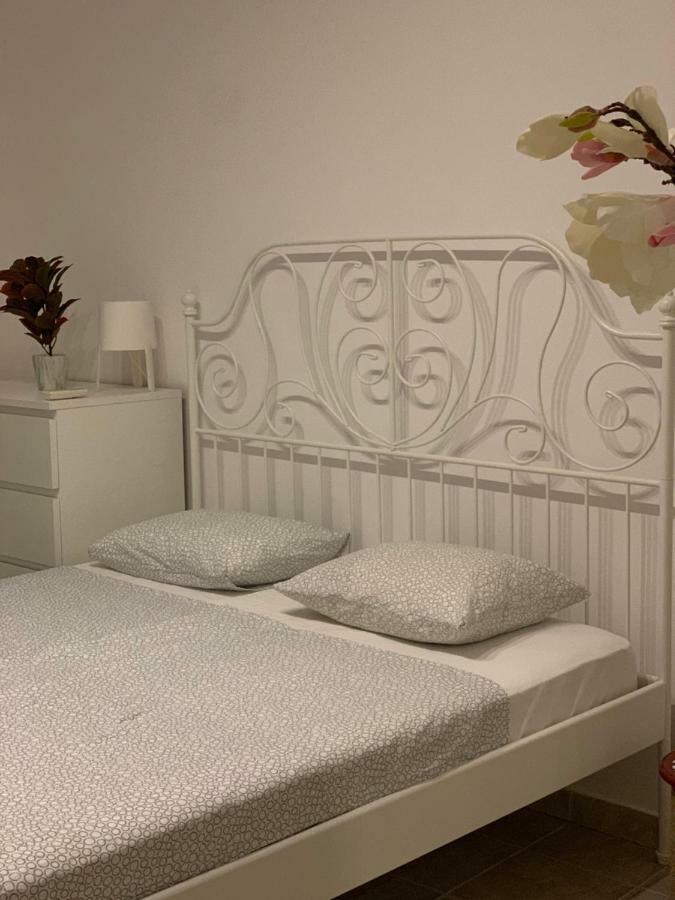 Apartments Lux Pag พาก ภายนอก รูปภาพ